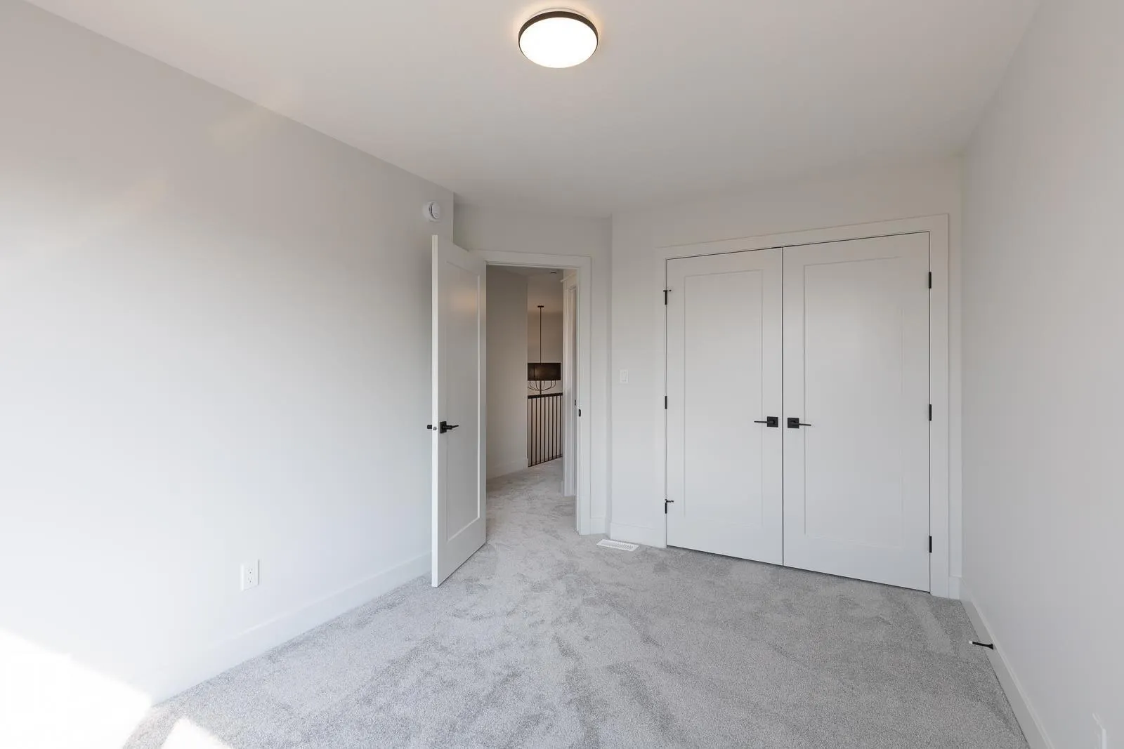 13113 212A ST NW