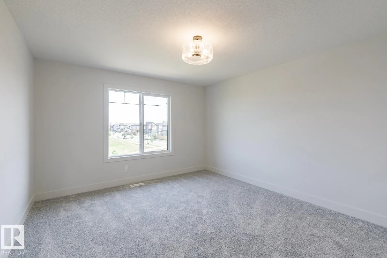 13113 212A ST NW
