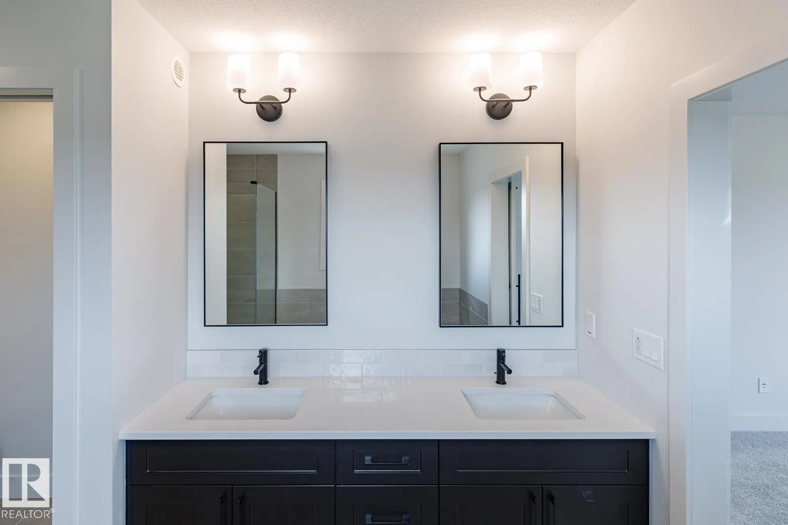 13113 212A ST NW