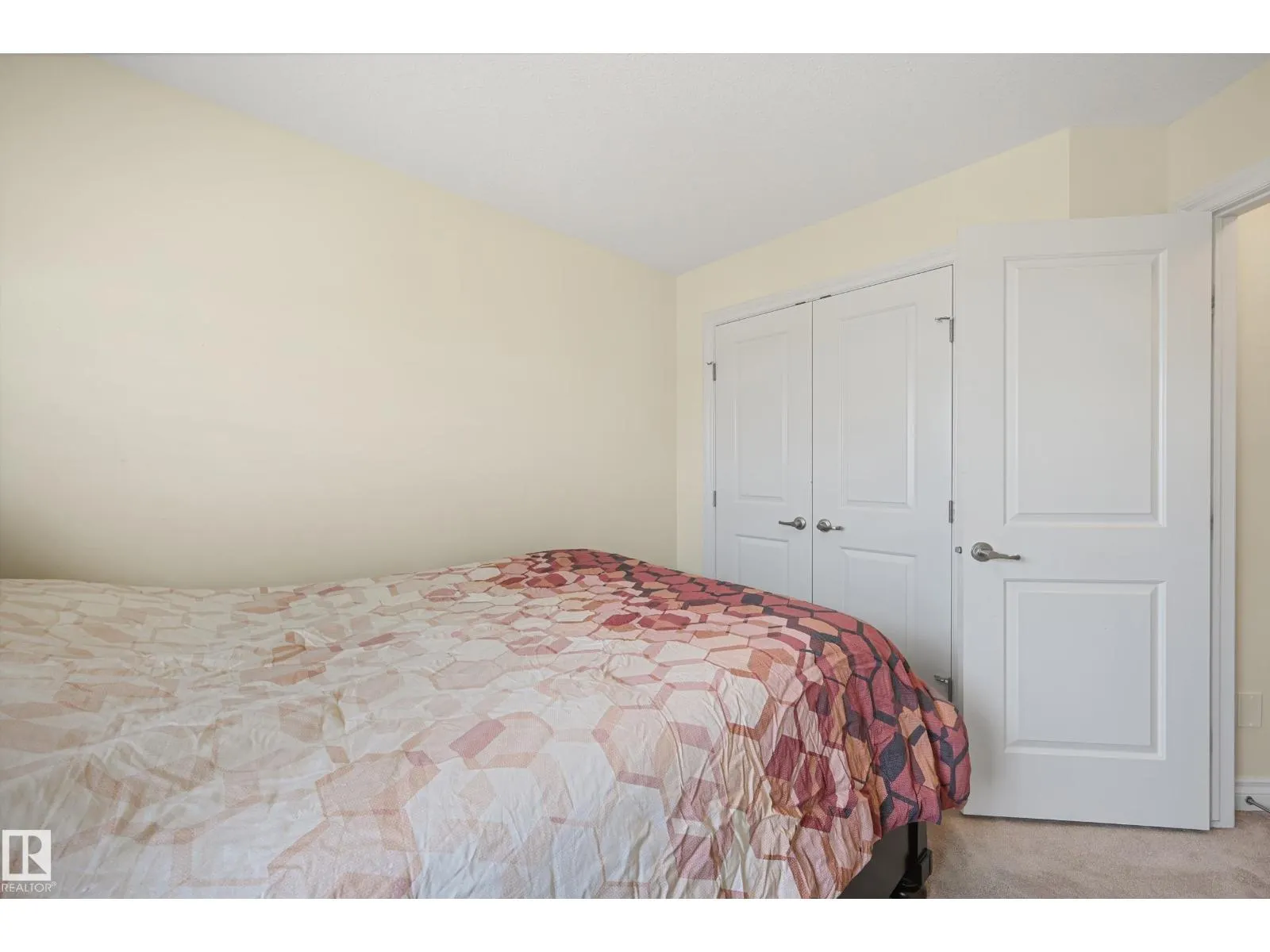 13805 138 AV NW