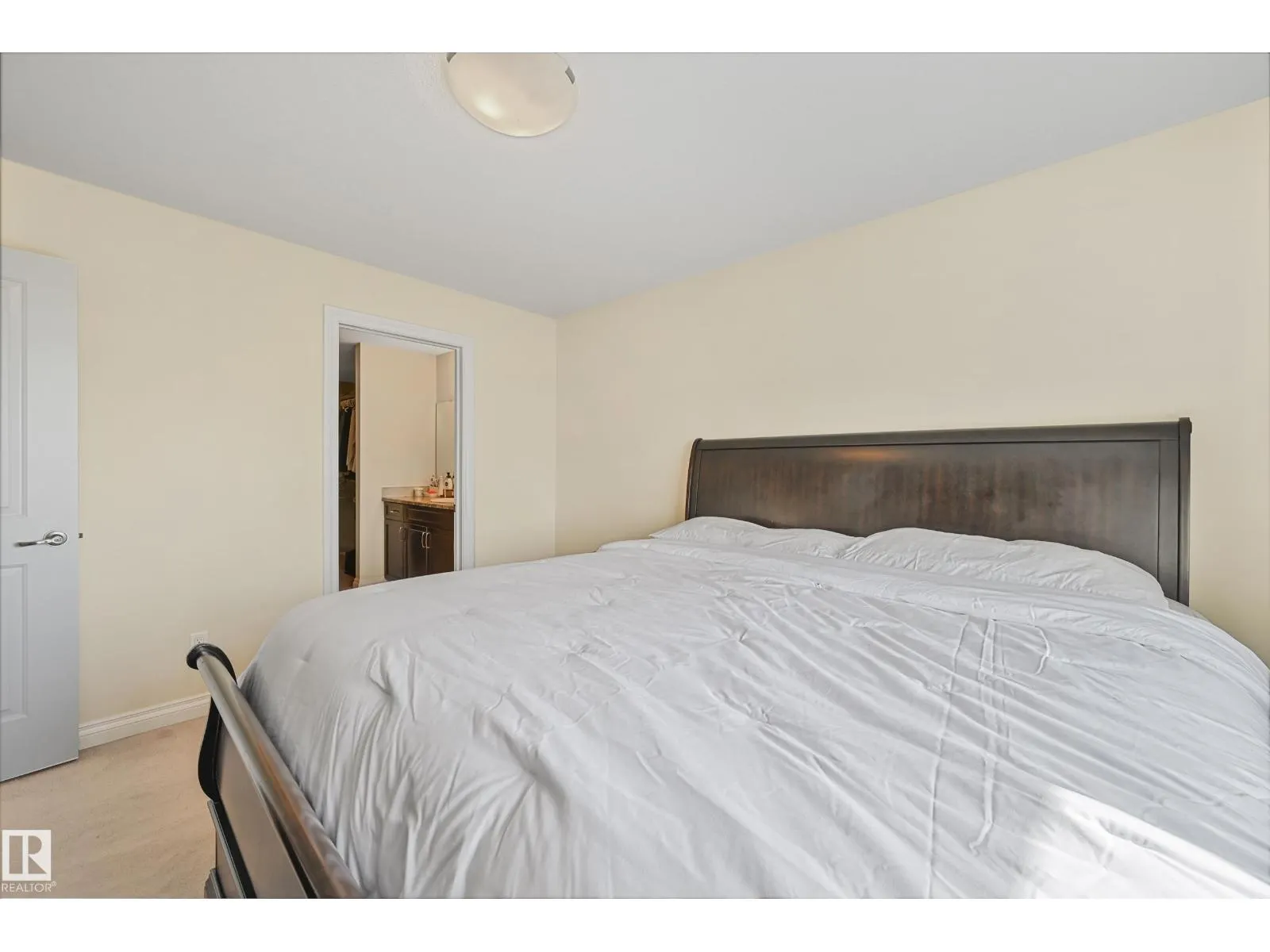 13805 138 AV NW
