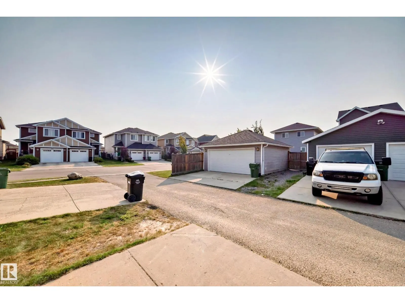 398 SIMMONDS WY