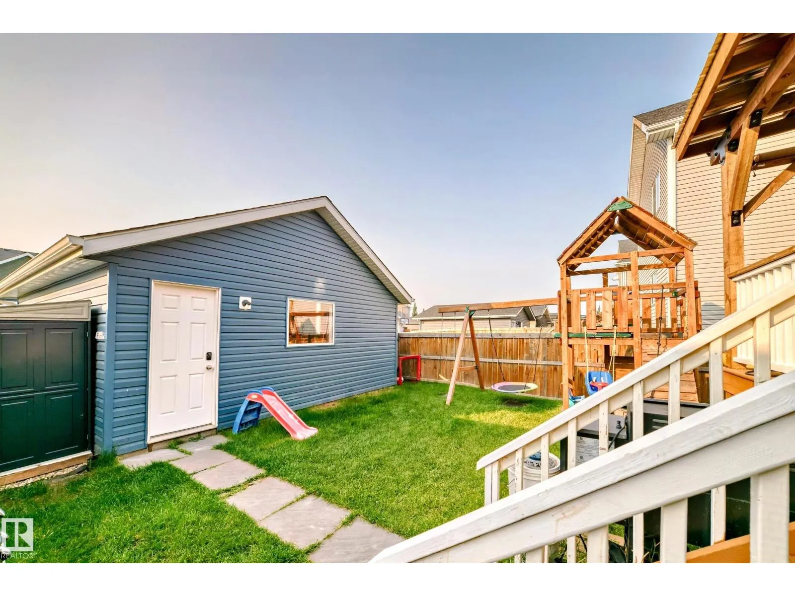 398 SIMMONDS WY