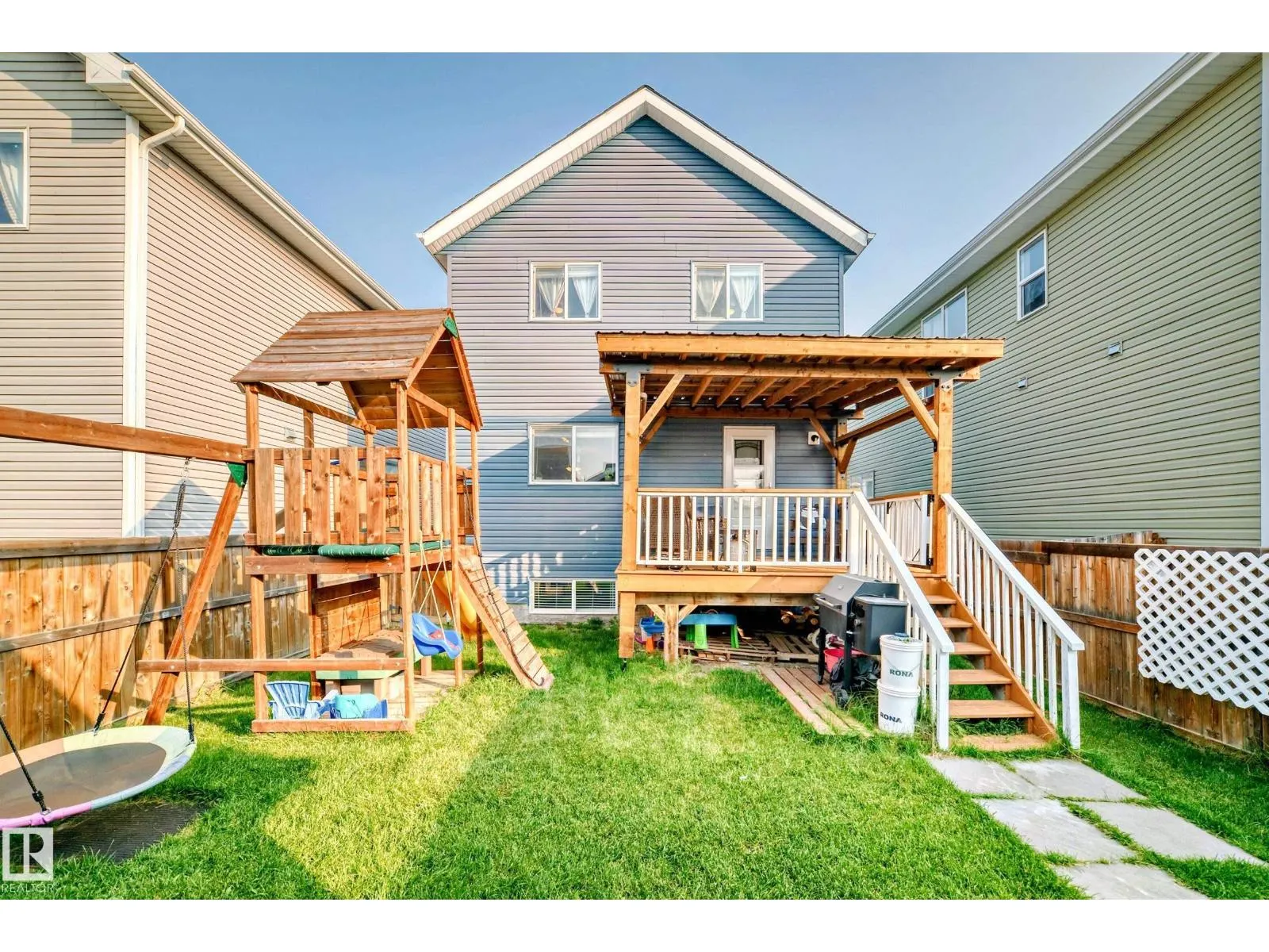 398 SIMMONDS WY