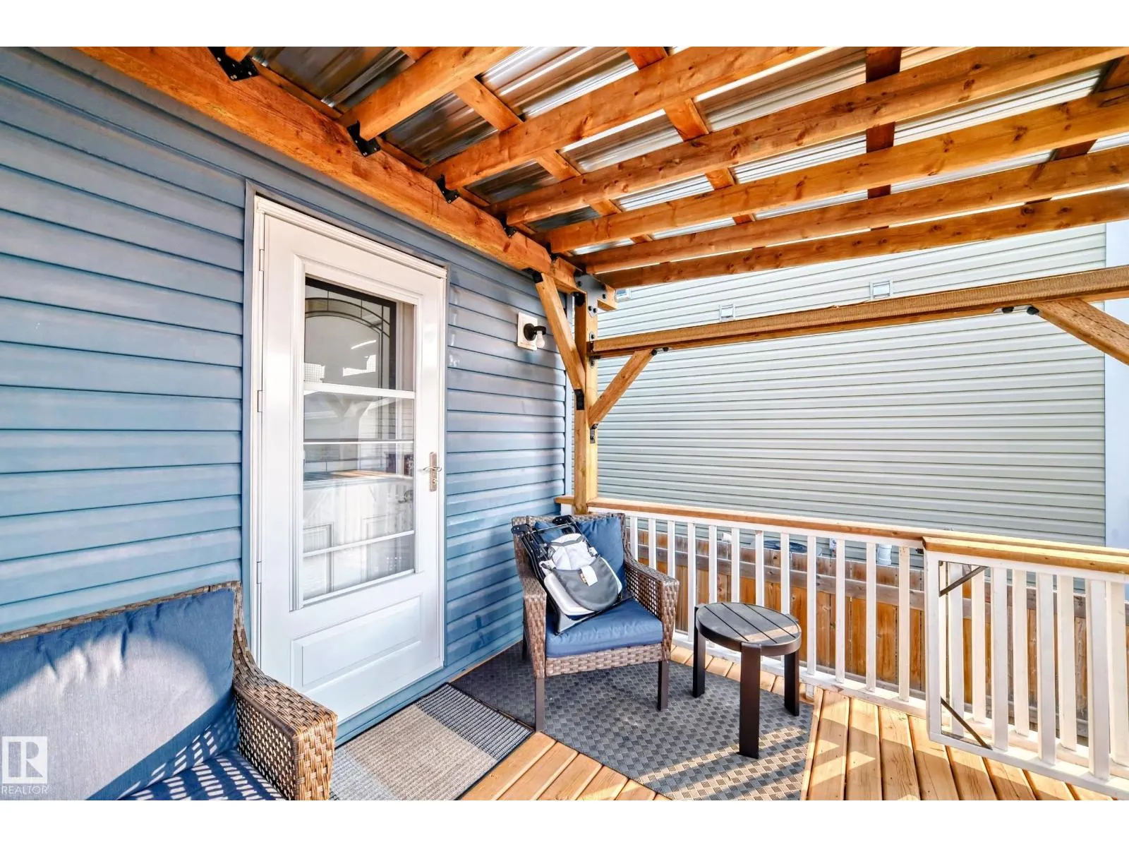 398 SIMMONDS WY