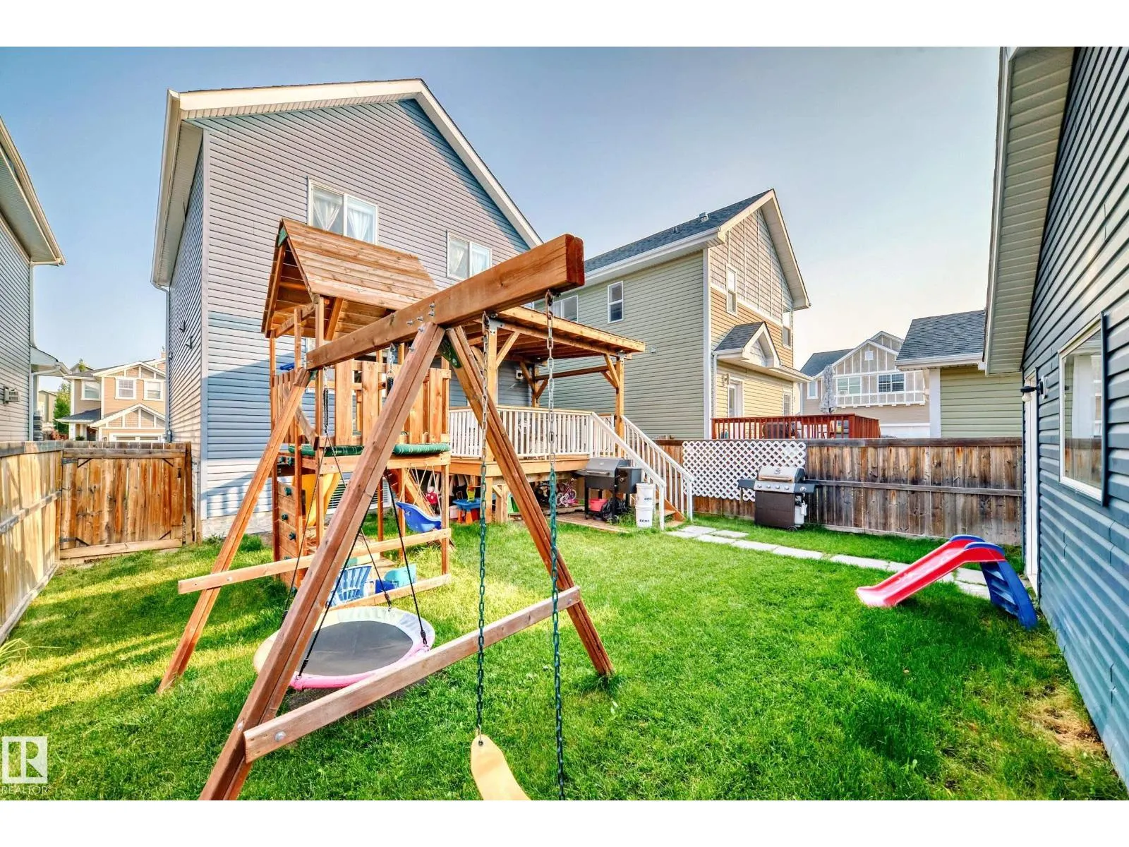 398 SIMMONDS WY
