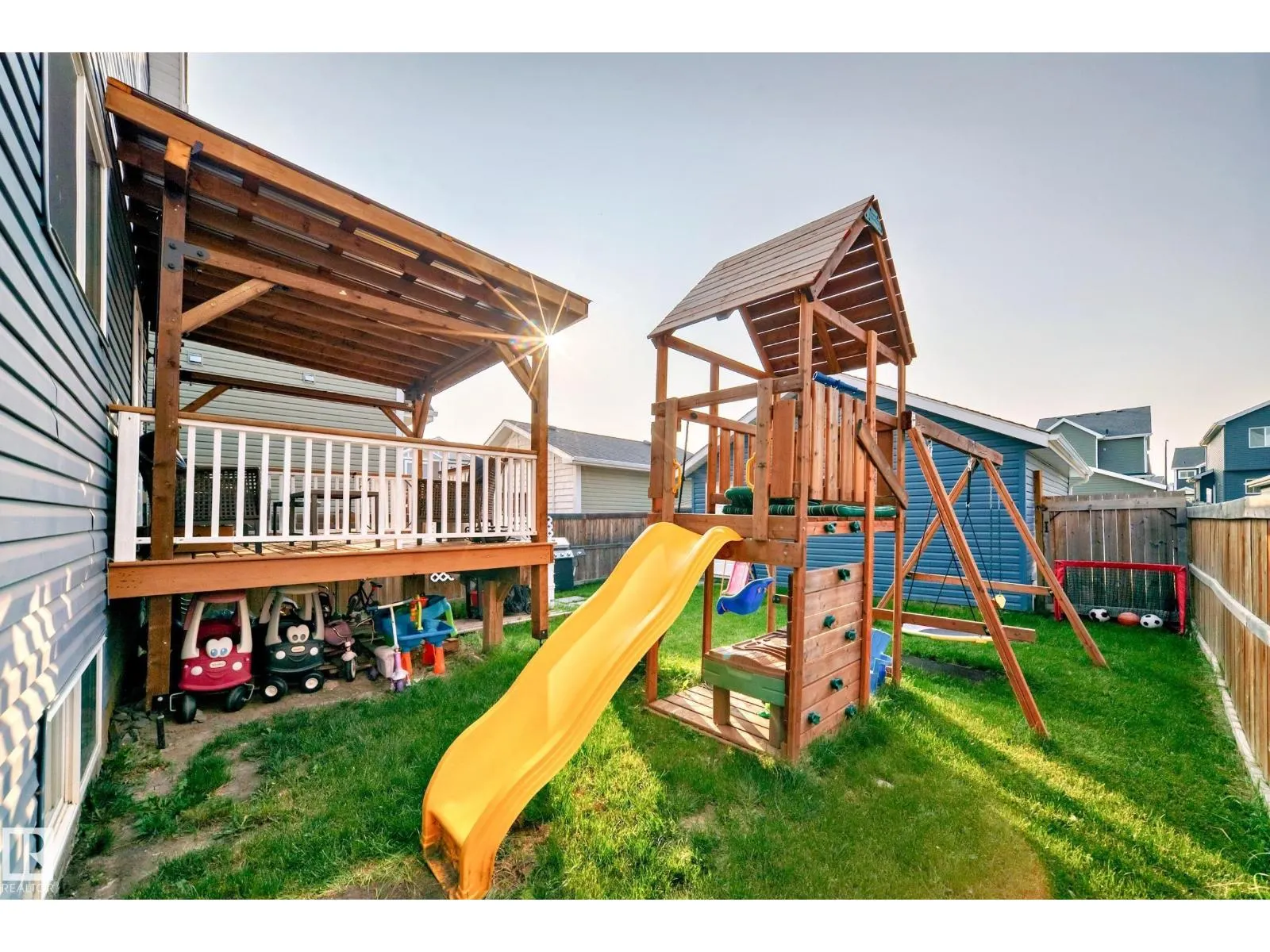 398 SIMMONDS WY