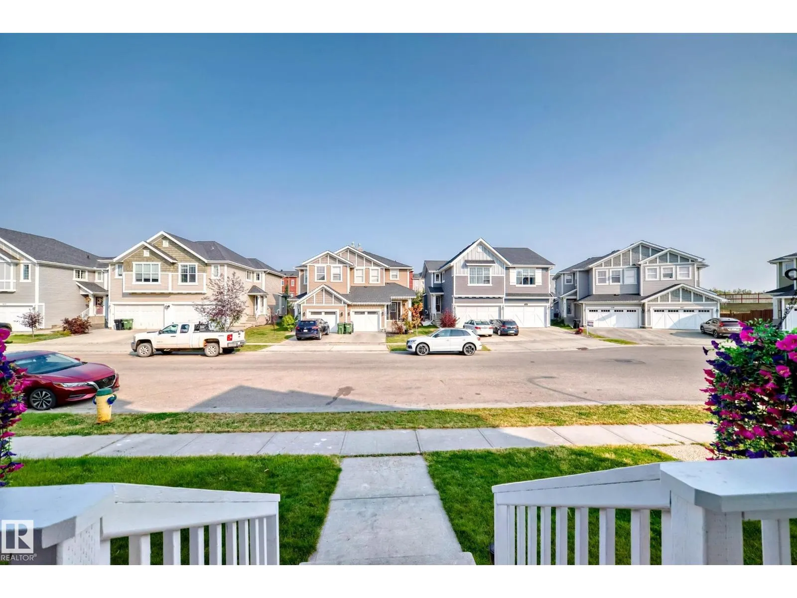 398 SIMMONDS WY