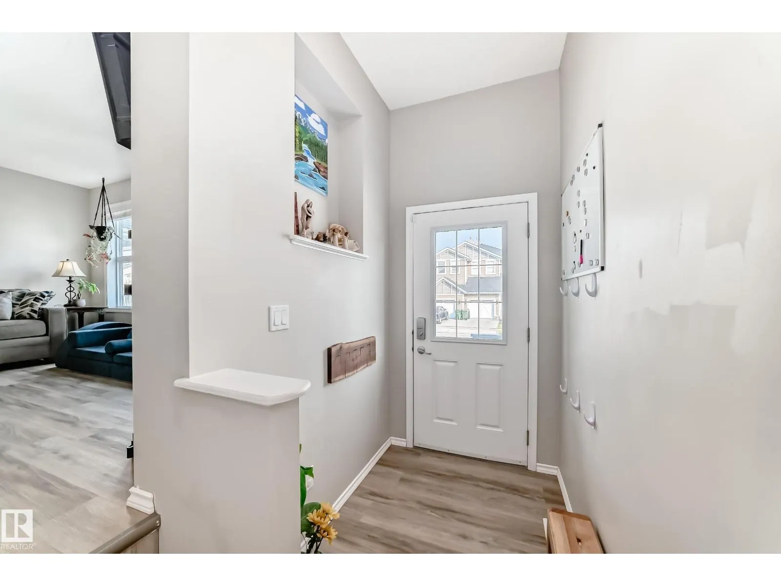 398 SIMMONDS WY