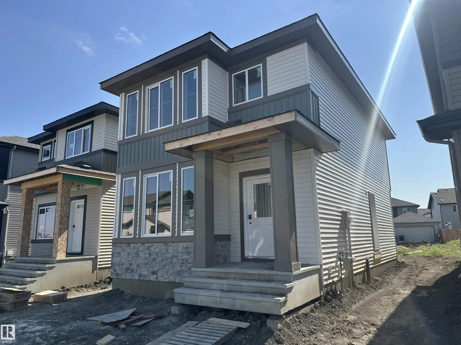 51 SERENO LN