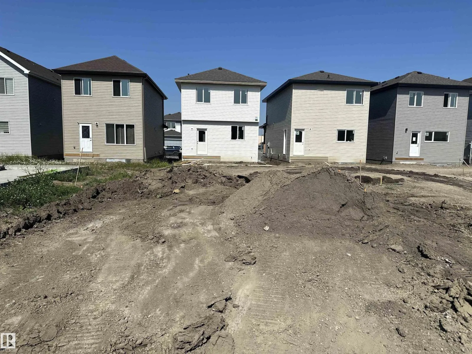 51 SERENO LN