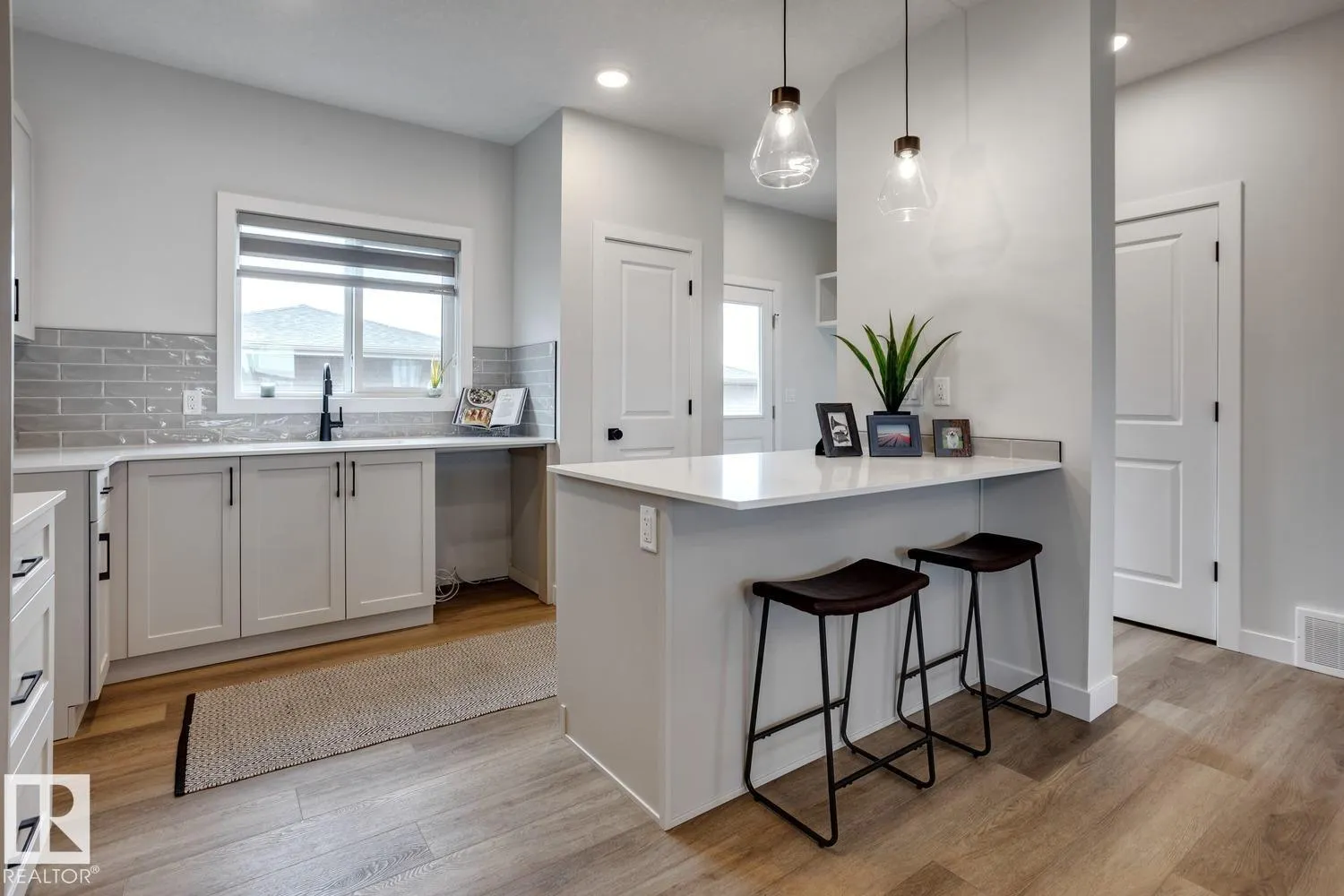 51 SERENO LN