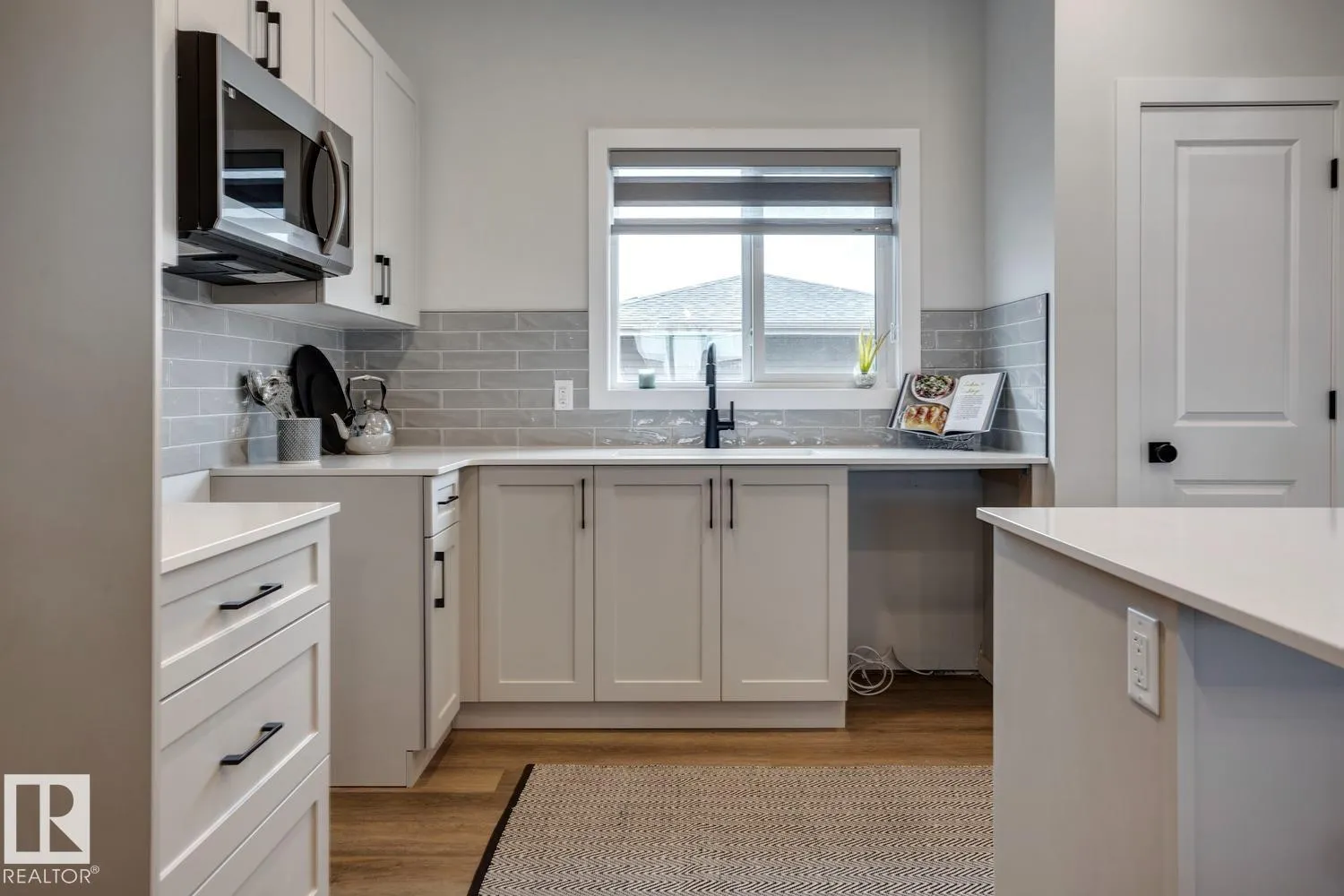 51 SERENO LN