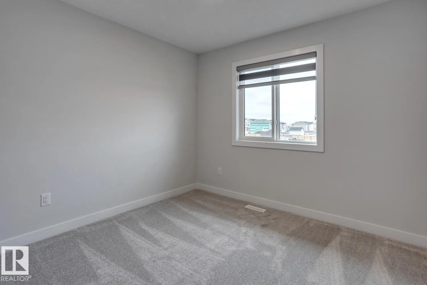 51 SERENO LN