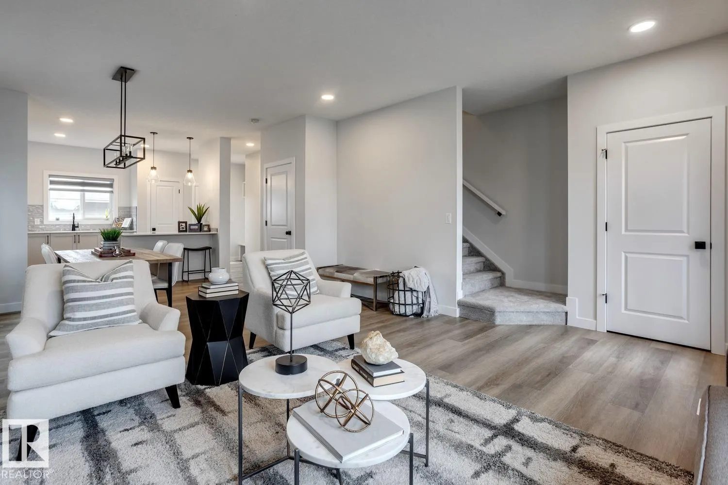 51 SERENO LN
