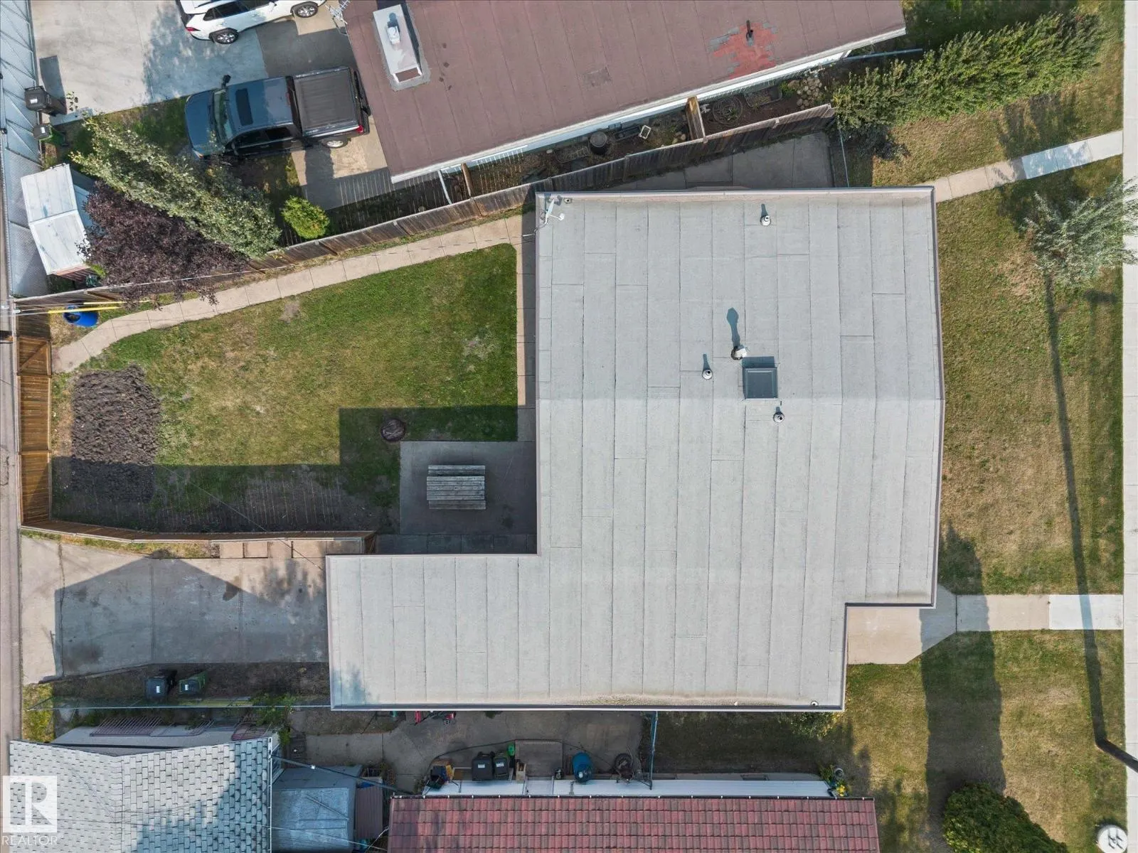 8820 MEADOWLARK RD NW