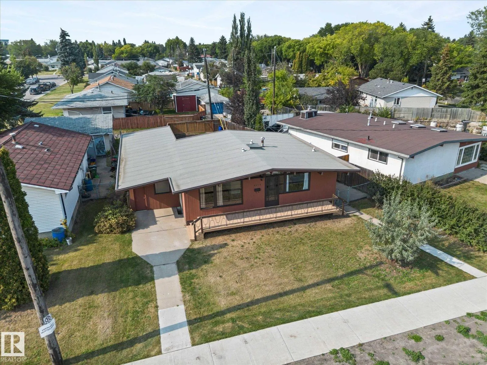 8820 MEADOWLARK RD NW