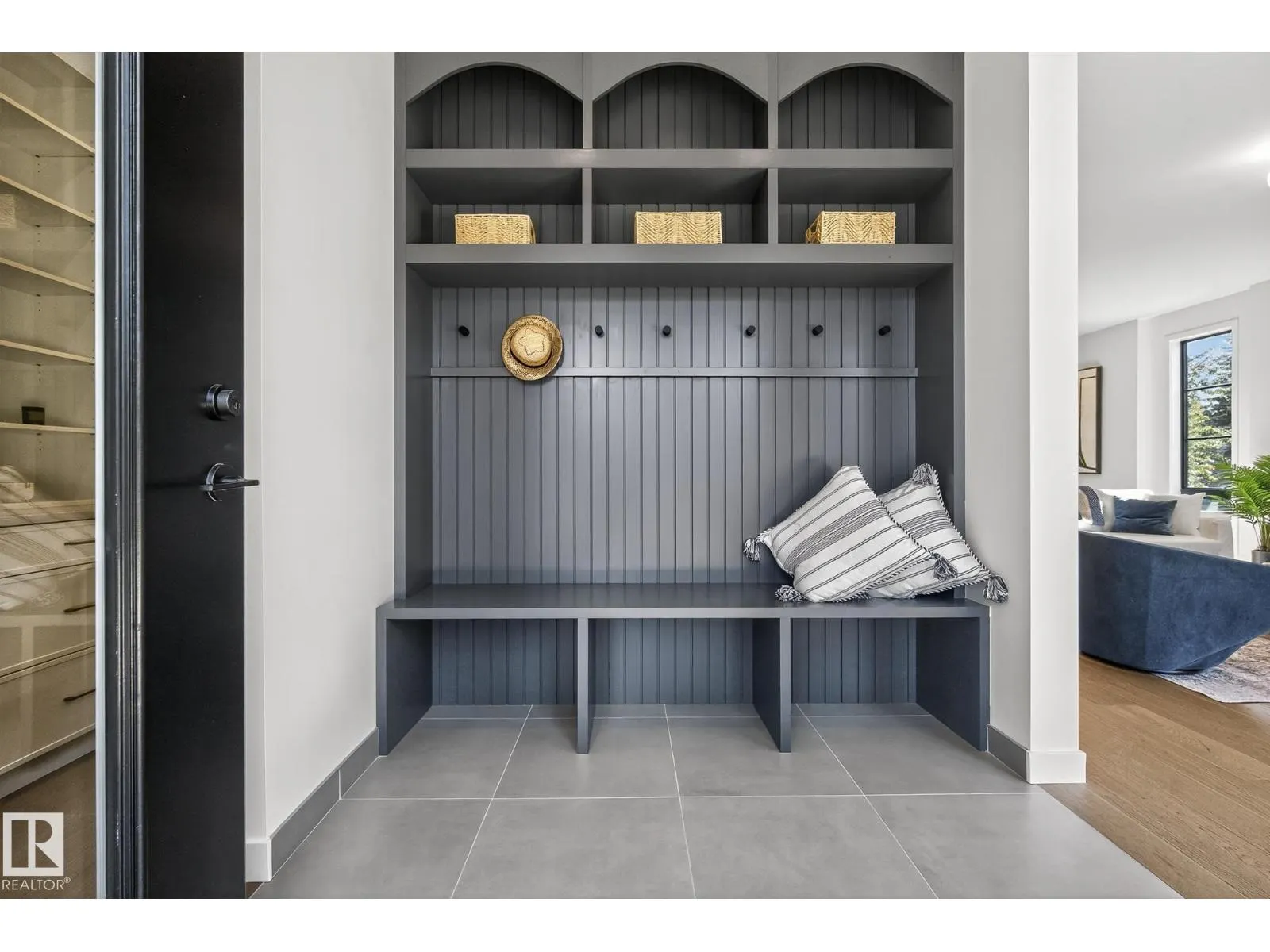 13804 85 AV NW