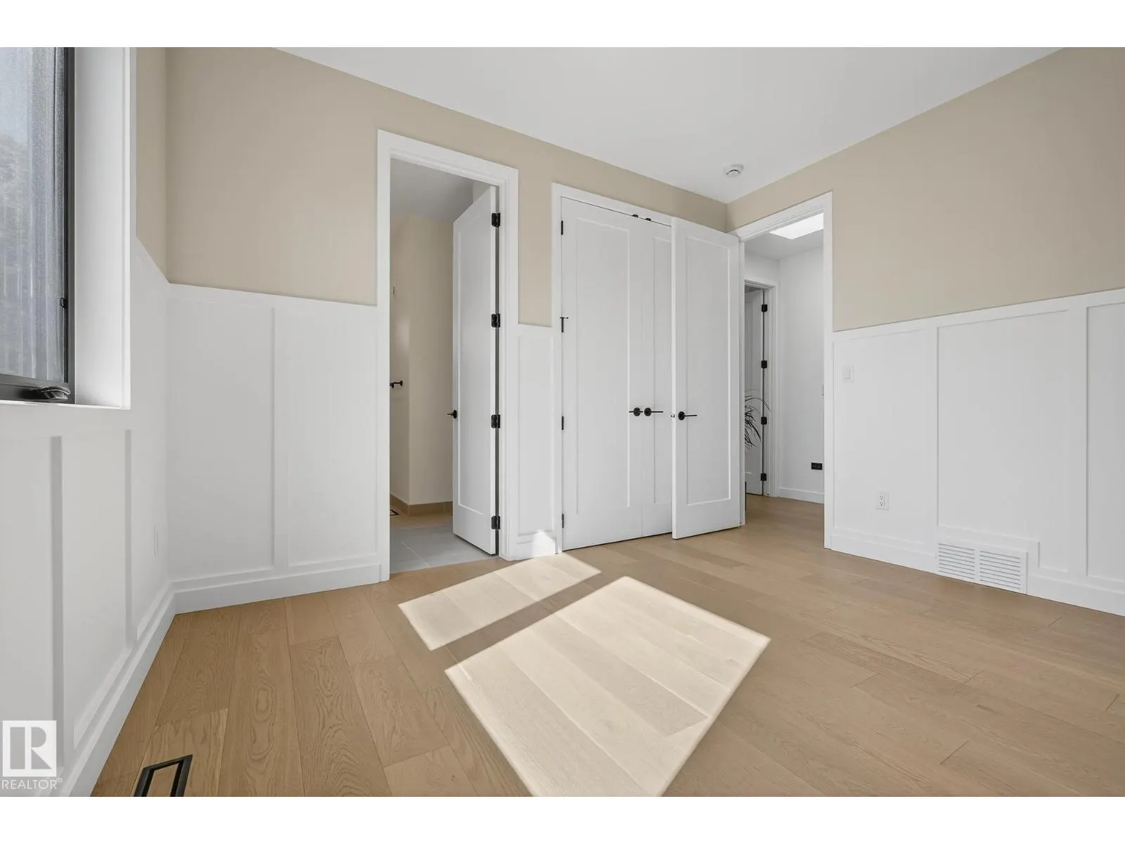 13804 85 AV NW
