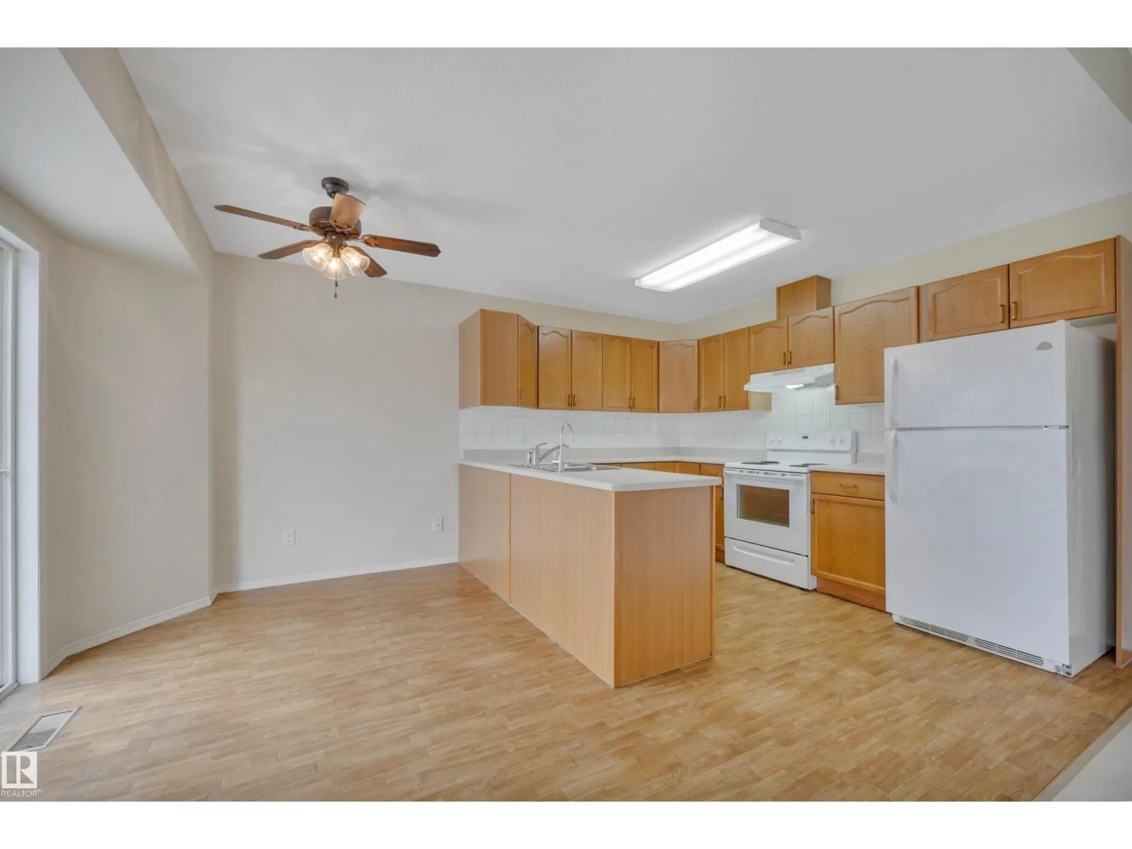 224 RAVINE VI