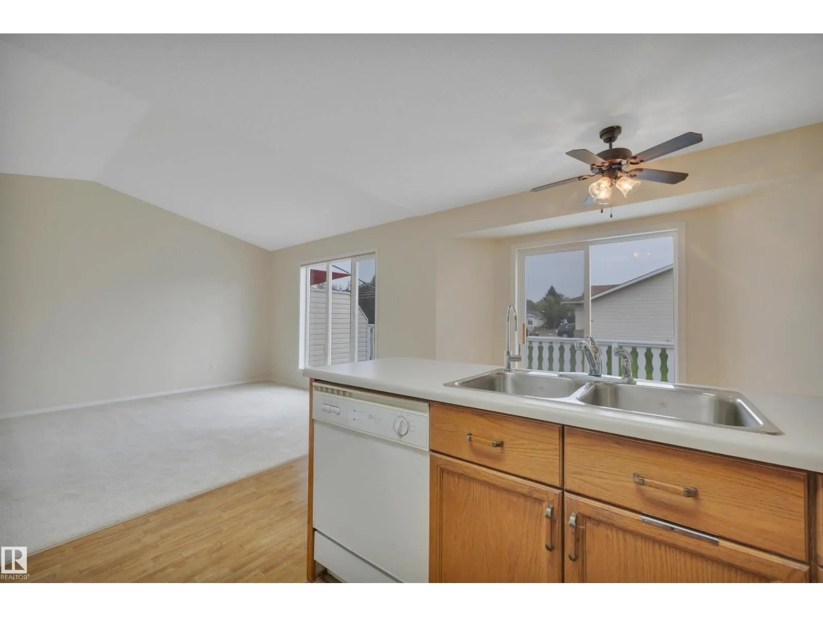 224 RAVINE VI