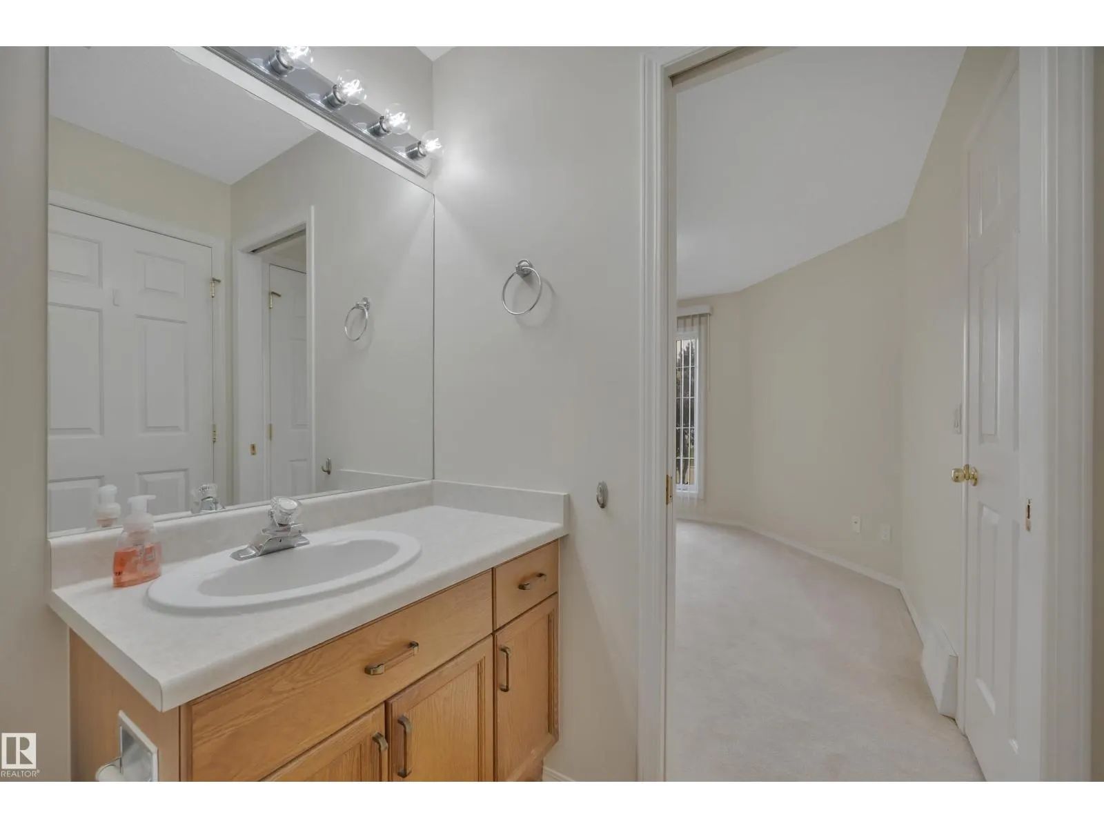 224 RAVINE VI