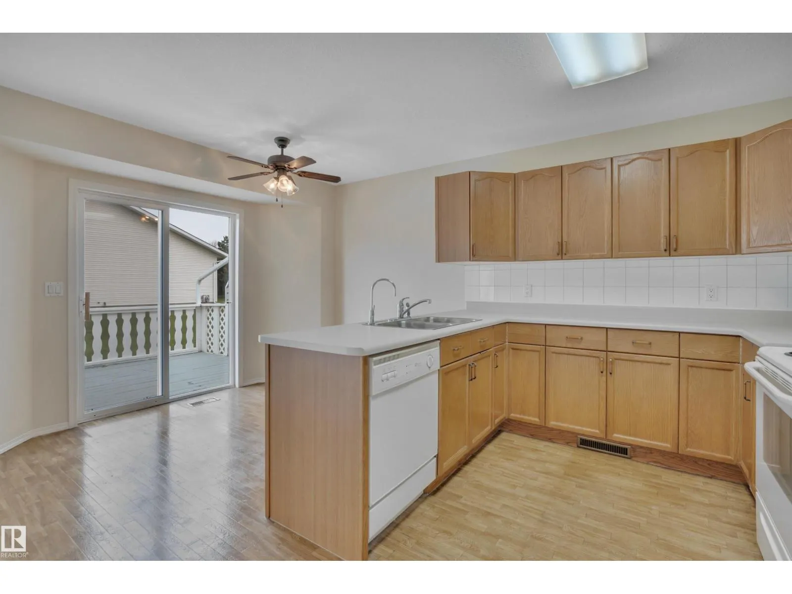 224 RAVINE VI