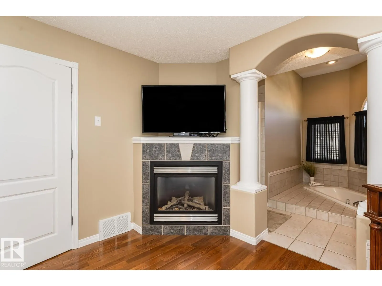 12927 HUDSON WY NW