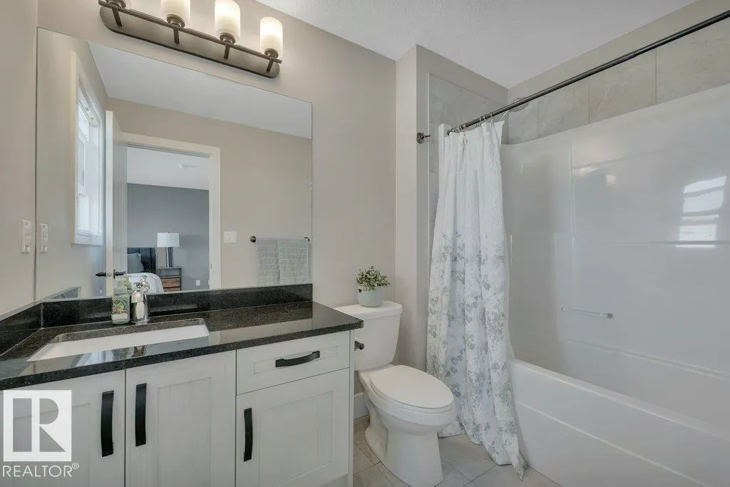 78 SANDALWOOD PL