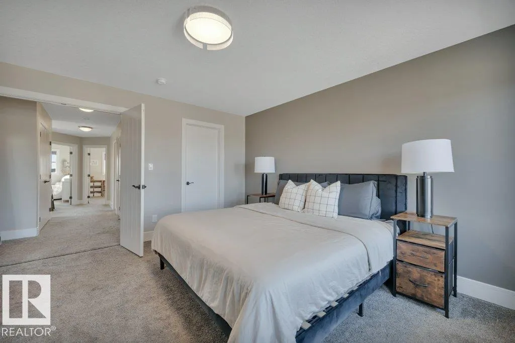 78 SANDALWOOD PL