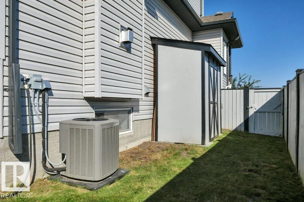 78 SANDALWOOD PL