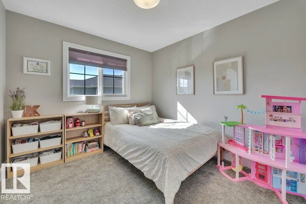 78 SANDALWOOD PL