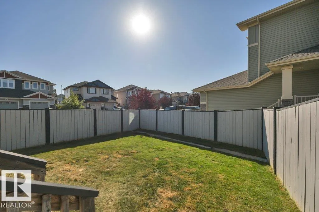 78 SANDALWOOD PL