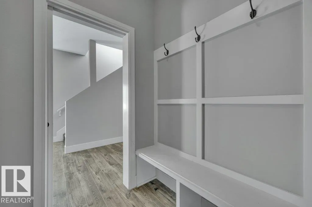78 SANDALWOOD PL
