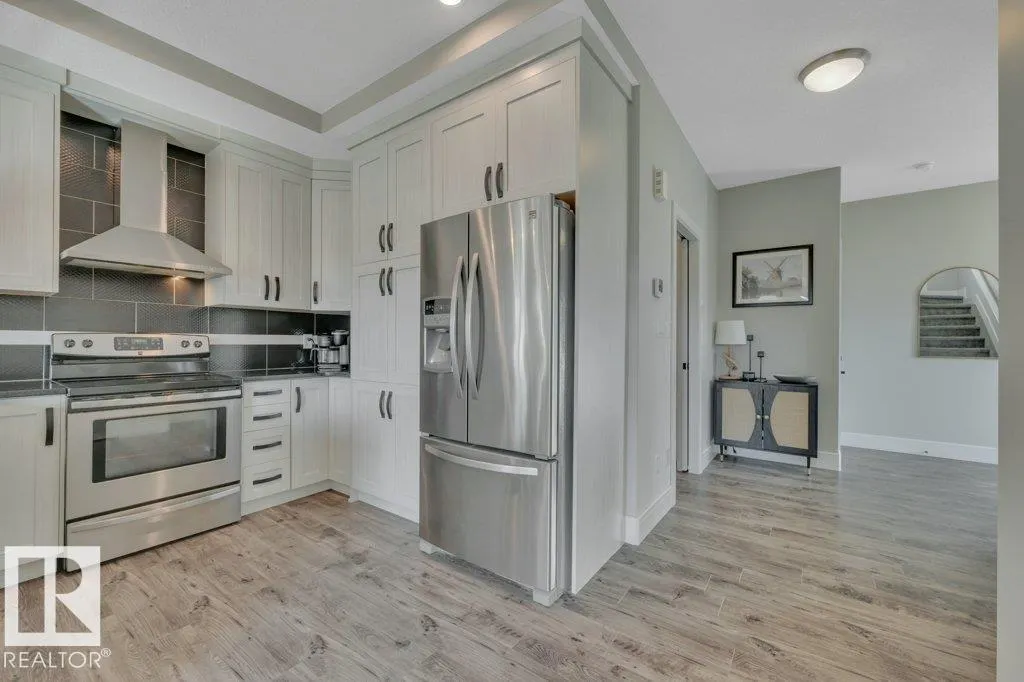 78 SANDALWOOD PL
