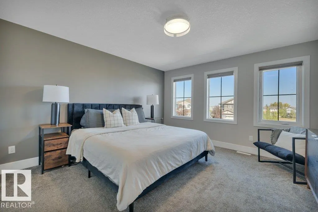 78 SANDALWOOD PL