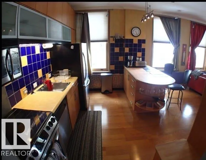 #307 10134 100 ST NW