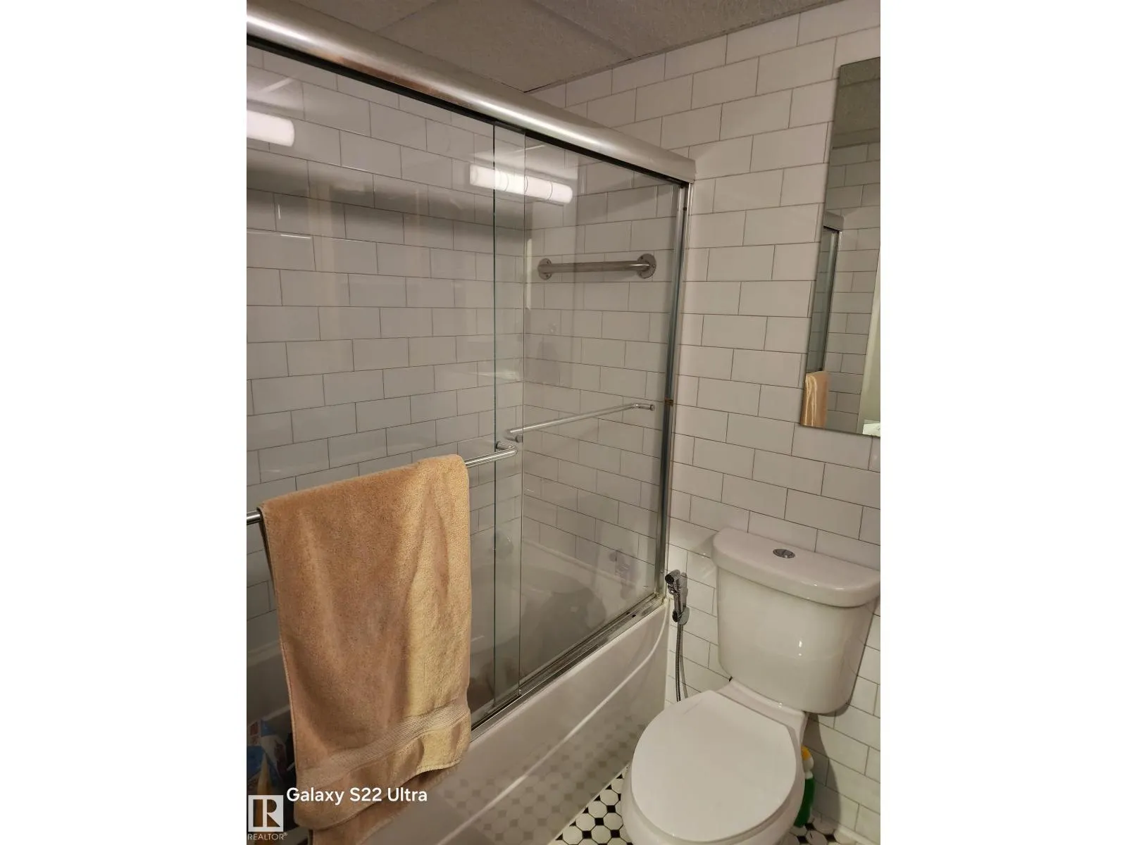 #307 10134 100 ST NW