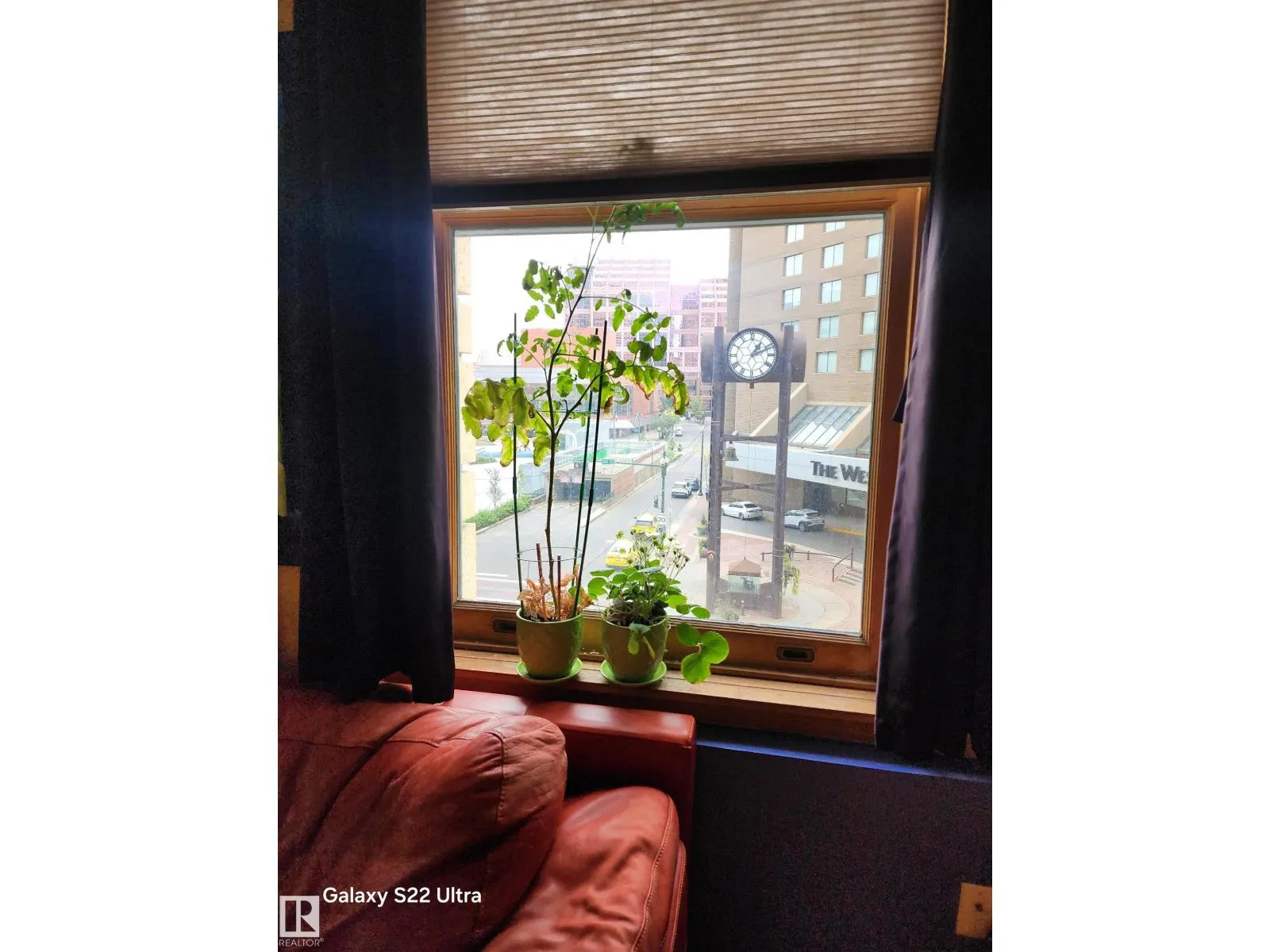 #307 10134 100 ST NW
