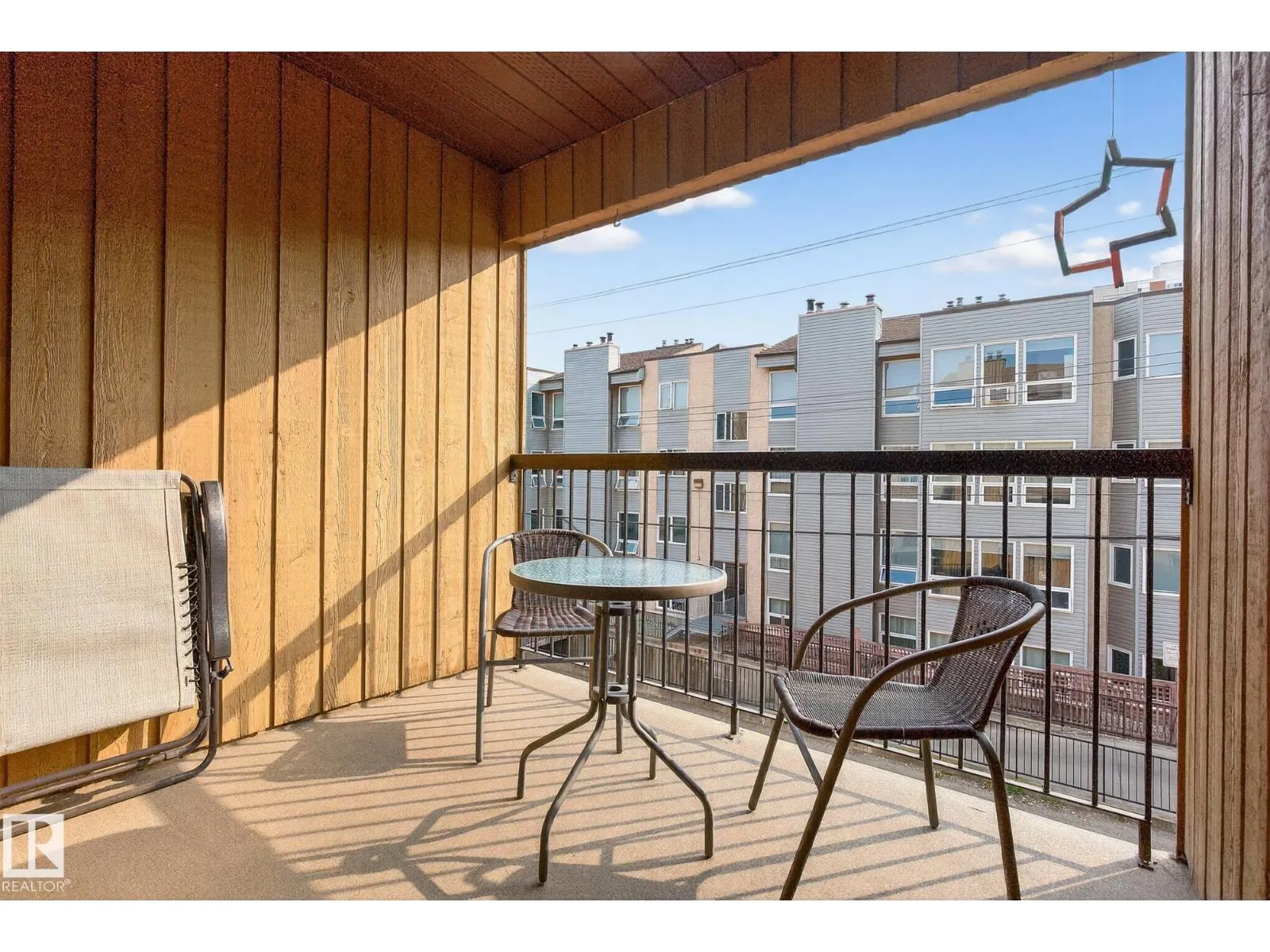 #305 10171 119 ST NW
