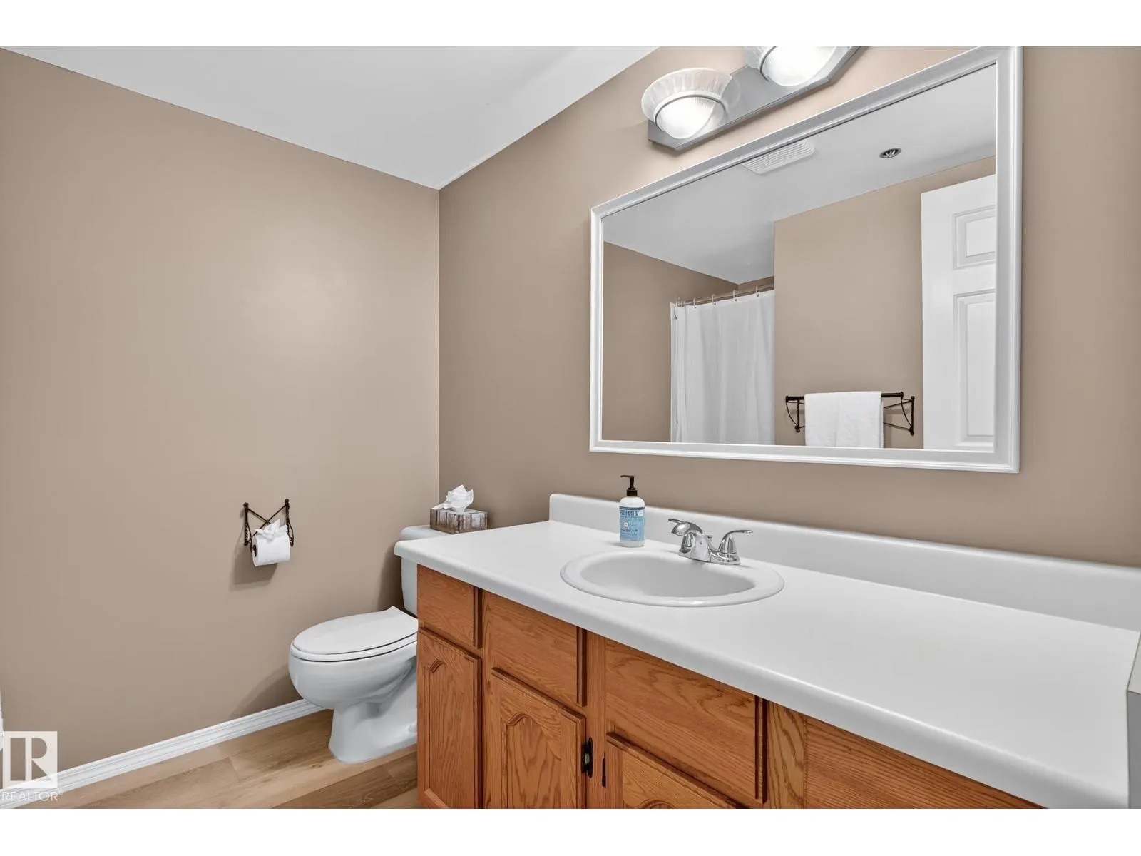 #305 10171 119 ST NW