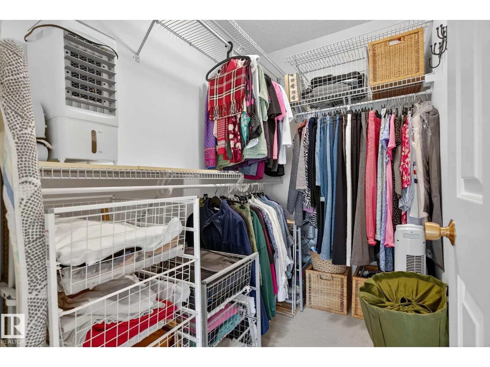#305 10171 119 ST NW