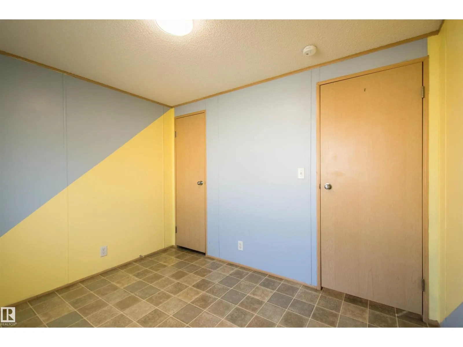 #87 12604 153 AV NW NW