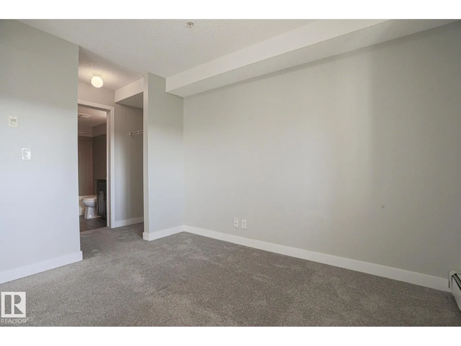 #314 11808 22 AV SW SW