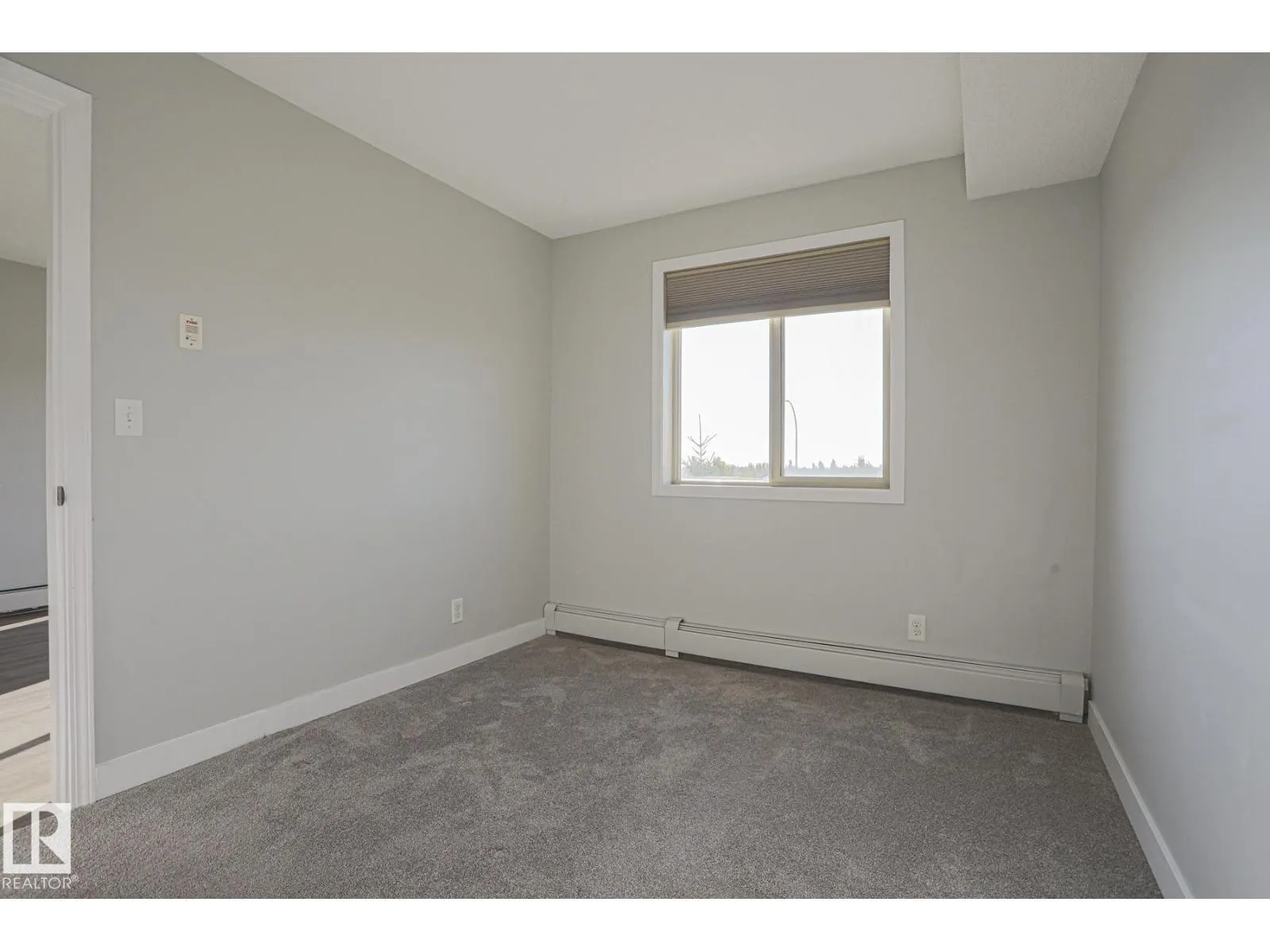 #314 11808 22 AV SW SW