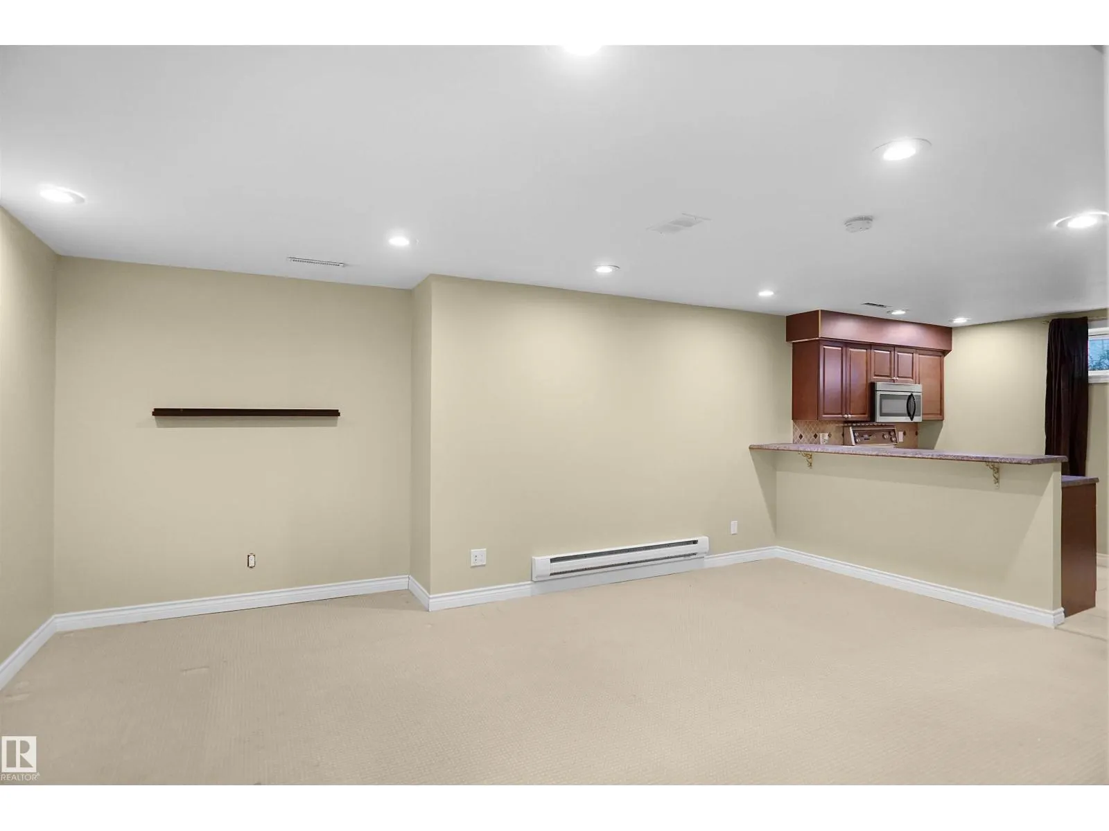 12815 79 ST NW