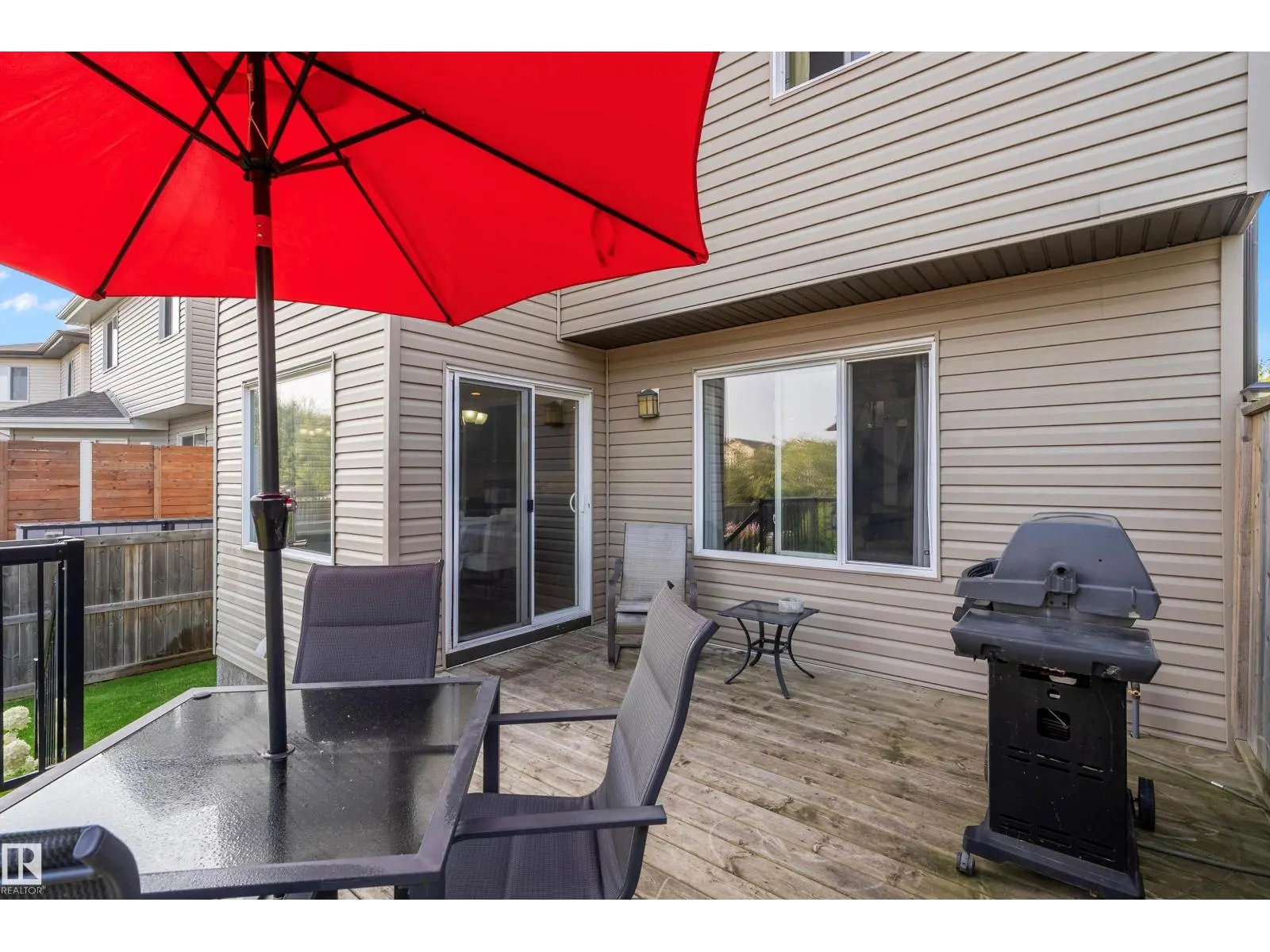 84 SELKIRK PL