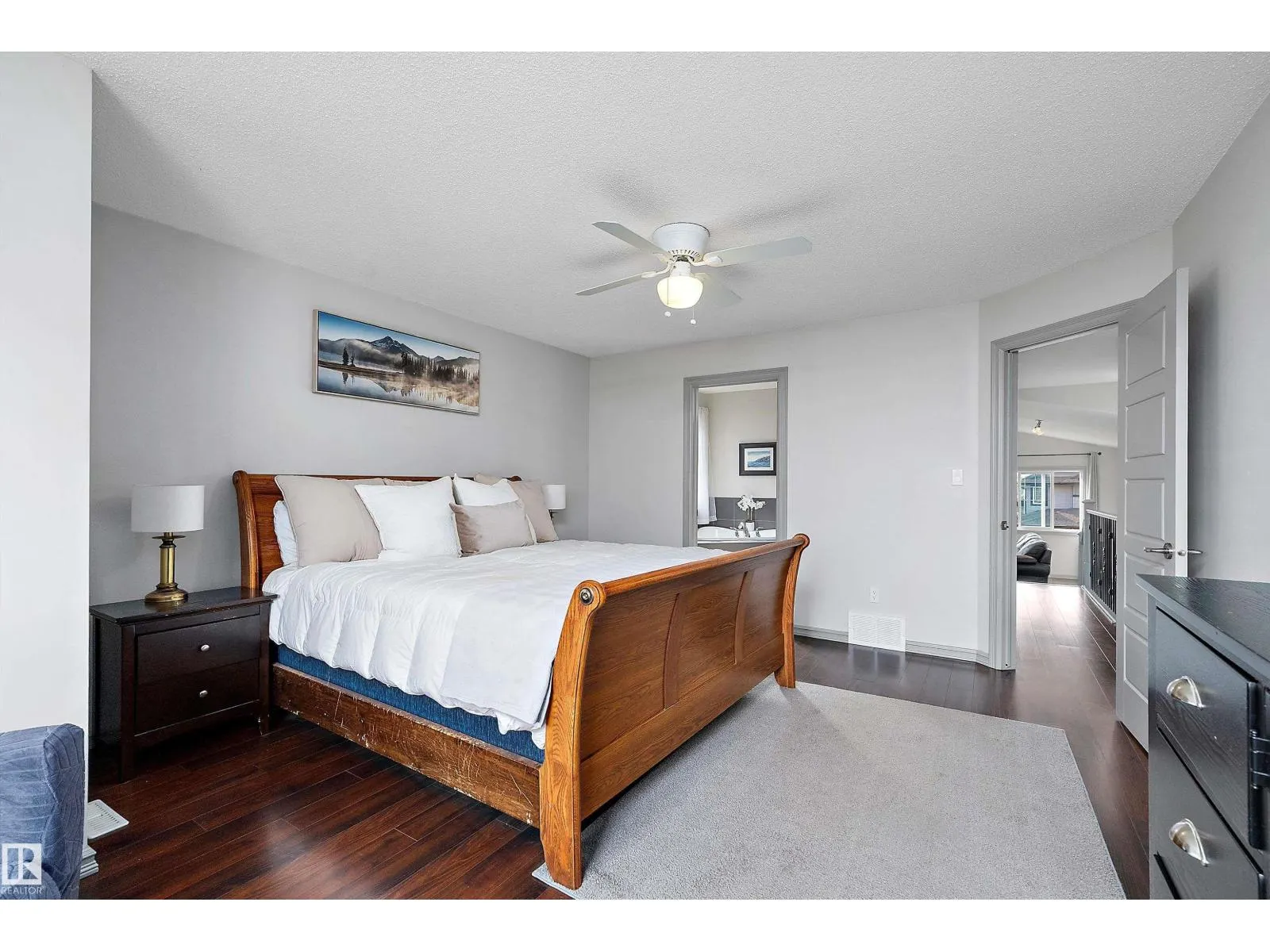 84 SELKIRK PL