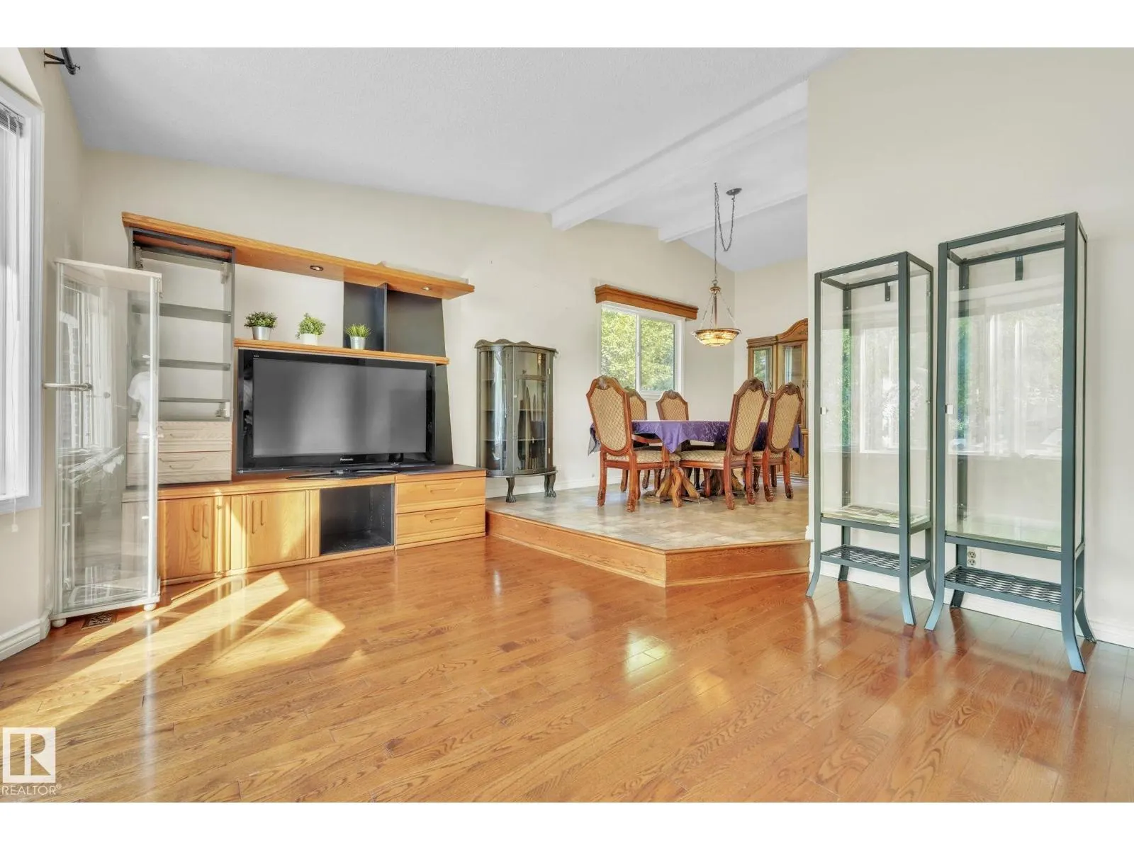 25 BEAVERBROOK CR
