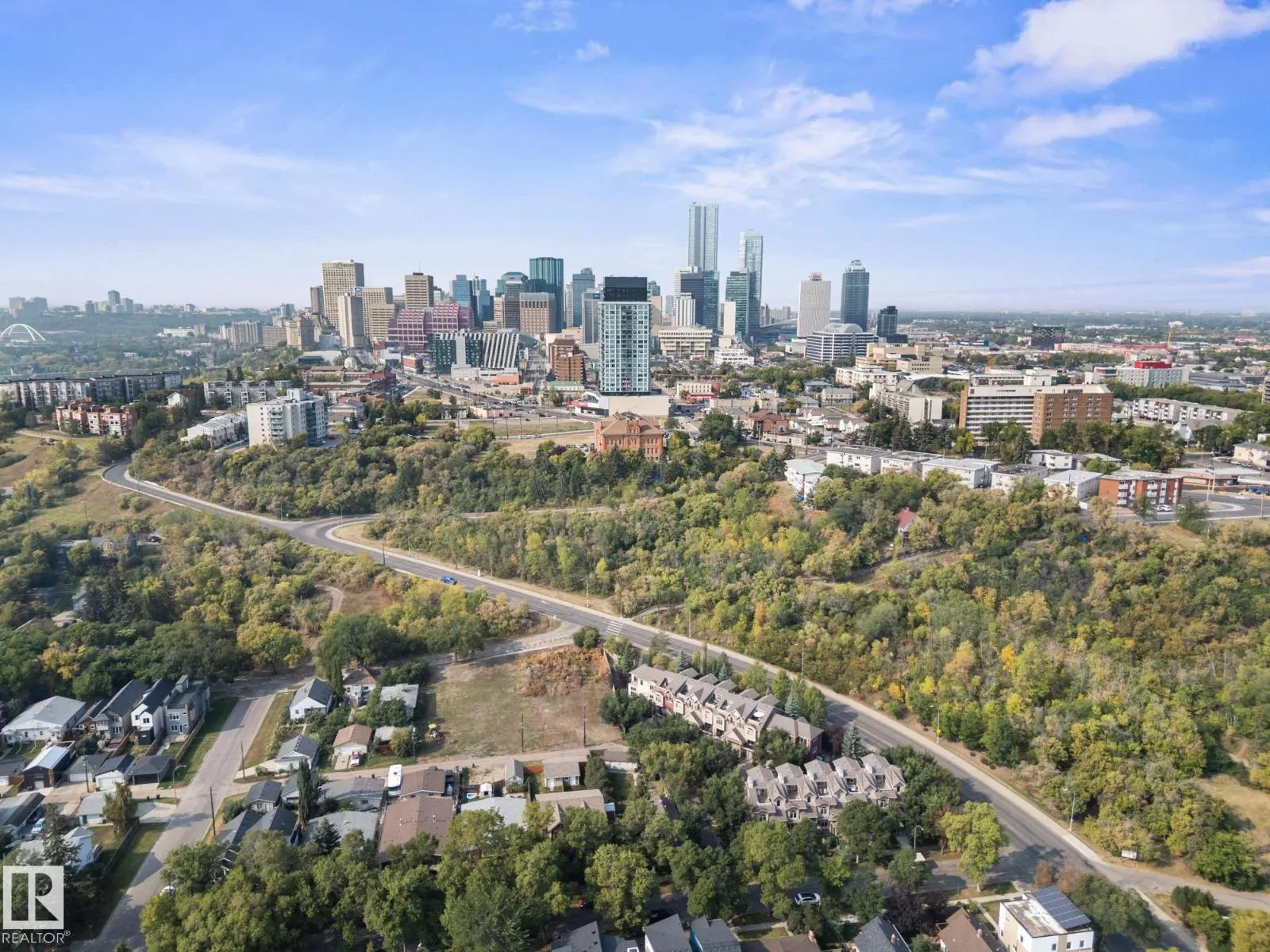 #6 10240 90 ST NW